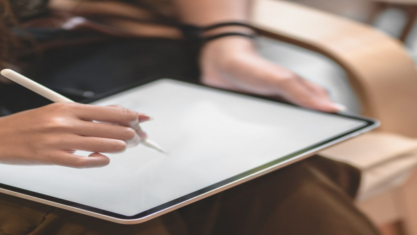 未来を自分でデザイン！独立支援制度を活用して介護事業を始める方法